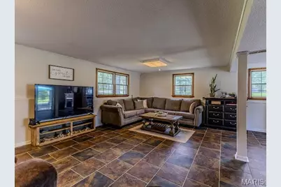 20150 SW Oakwood Drive, Lebanon, MO 65536 - Photo 51