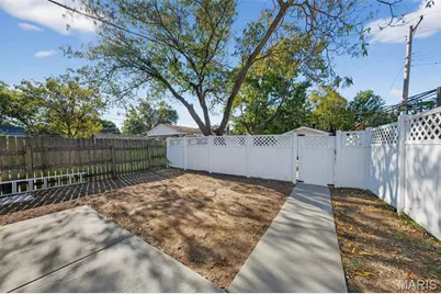 3922 Burgen Avenue, Saint Louis, MO 63116 - Photo 33