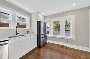 3922 Burgen Ave, Saint Louis, MO 63116 - Photo 13