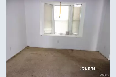 1387 Temple Place, Saint Louis, MO 63112 - Photo 3