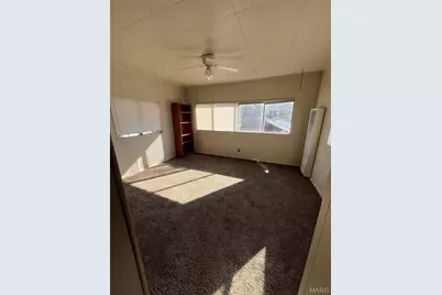 5218 Holly Hills Avenue #2, Saint Louis, MO 63109 - Photo 9