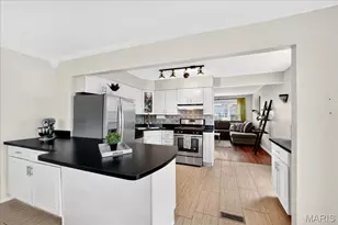 5531 Arthur Ave, Saint Louis, MO 63139 - Photo 9