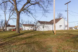 1171 W Elm St, Lebanon, MO 65536 - Photo 5