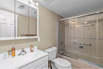 539 Coeur De Royale Drive #408, Creve Coeur, MO 63141 - Photo 31