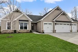 4 Arbor Mdws Ct, Wentzville, MO 63385 - Photo 1