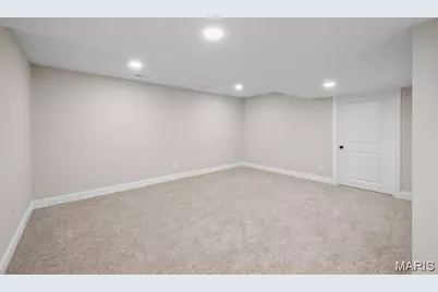 989 Brookfield Chase Court, Florissant, MO 63031 - Photo 33