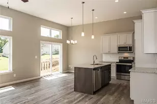 960 Brookfield Chase Ct, Florissant, MO 63031 - Photo 5