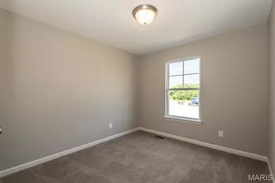 960 Brookfield Chase Court, Florissant, MO 63031 - Photo 17