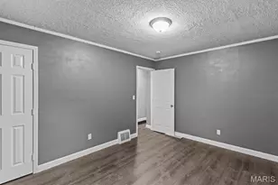 10432 Driver Ave, Overland, MO 63114 - Photo 19