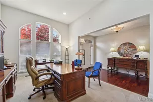 128 Kendall Bluff Ct, Chesterfield, MO 63017 - Photo 3