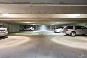 4540 Lindell Blvd, Saint Louis, MO 63108 - Photo 27