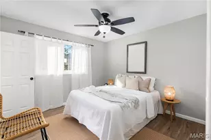 1759 Roth Hill Dr, Maryland Heights, MO 63043 - Photo 9