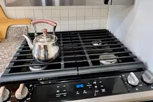 1759 Roth Hill Dr, Maryland Heights, MO 63043 - Photo 5