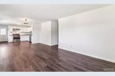 7 Belmont Drive, Saint Peters, MO 63376 - Photo 7