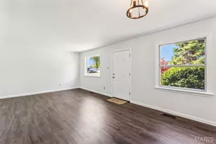 7 Belmont Dr, Saint Peters, MO 63376 - Photo 9