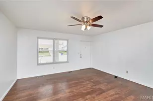 27 Sunny Hill Blvd, Saint Peters, MO 63376 - Photo 9