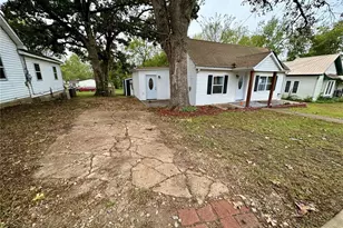 7 N Warfel St, Salem, MO 65560 - Photo 17