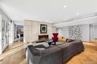 12 E Brentmoor Park, Clayton, MO 63105 - Photo 11