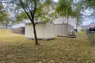 6320 Hadden Bay Dr, Florissant, MO 63033 - Photo 9