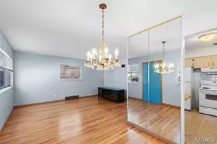 8816 Bridgeport Ave, Brentwood, MO 63144 - Photo 3