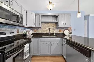 51 Meadow Run Ct, Saint Charles, MO 63303 - Photo 19