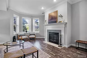 4250 Lindell Blvd, Saint Louis, MO 63108 - Photo 3