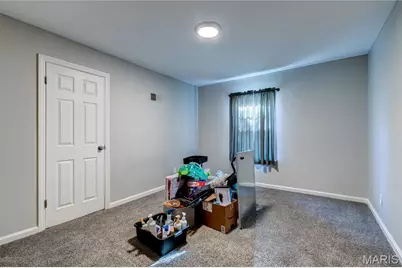 16460 Old Jamestown Road, Florissant, MO 63034 - Photo 15