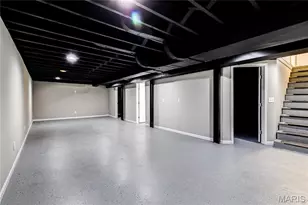 16460 Old Jamestown Rd, Florissant, MO 63034 - Photo 17