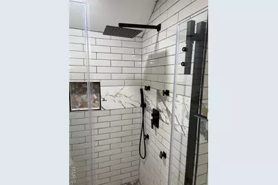 10643 Thorpe Avenue, Saint Louis, MO 63114 - Photo 19