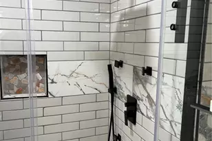 10643 Thorpe Ave, Saint Louis, MO 63114 - Photo 19