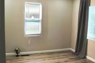 10643 Thorpe Ave, Saint Louis, MO 63114 - Photo 13