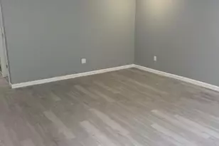 6315 Jackson Ave, Saint Louis, MO 63134 - Photo 5