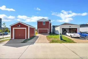 2032 Tiber St, Saint Charles, MO 63301 - Photo 9