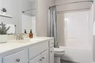 6401 Brookfield Ct Dr, Saint Louis, MO 63129 - Photo 17