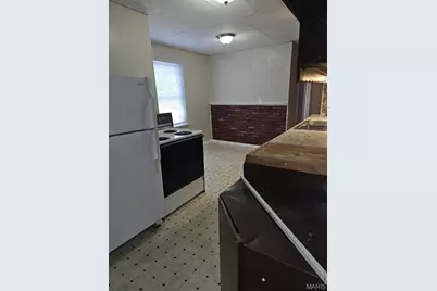 9422 Chester Avenue, Woodson Terrace, MO 63114 - Photo 11
