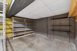 9 Darwin Ct, Florissant, MO 63033 - Photo 47