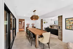 37 Ridgemoor Dr, Clayton, MO 63105 - Photo 13