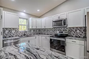 23350 Marvel Dr, Lebanon, MO 65536 - Photo 15