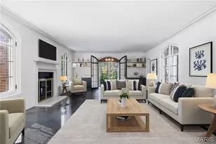 8 Carrswold Dr, Clayton, MO 63105 - Photo 9