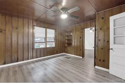 7624 Fairham Avenue, University City, MO 63130 - Photo 9