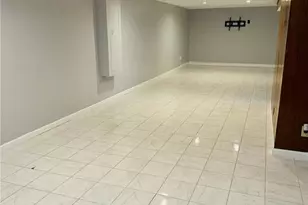 4400 Mohegan Dr, Saint Louis, MO 63123 - Photo 25