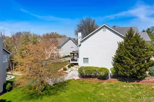 489 Westglen Village Dr, Ballwin, MO 63021 - Photo 3