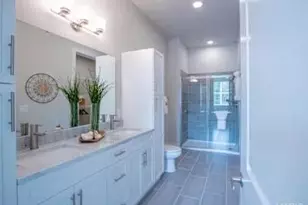 226 E Lockwood Ave, Saint Louis, MO 63119 - Photo 13