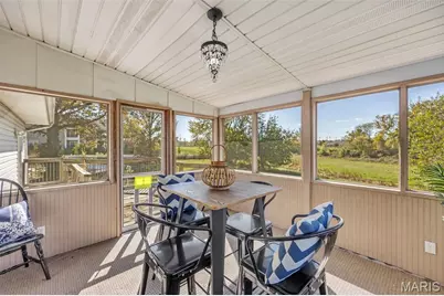 36 Cloverdale Drive, Saint Charles, MO 63304 - Photo 9