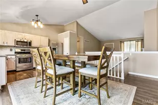 11 Bryan Valley Ct, O'Fallon, MO 63366 - Photo 9