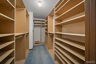 5327 Crowndun Dr, Saint Louis, MO 63129 - Photo 33