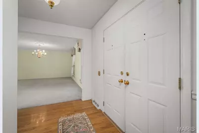 5327 Crowndun Drive, Saint Louis, MO 63129 - Photo 5