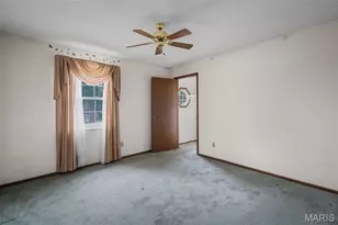 5327 Crowndun Dr, Saint Louis, MO 63129 - Photo 39