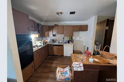 1315 Hendrick Drive, Saint Louis, MO 63135 - Photo 5