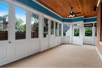 3125 Russell Boulevard, Saint Louis, MO 63104 - Photo 29